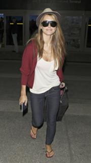 Audrina Patridge feet photo thumbnail
