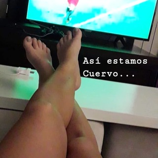 Julieta Prandi feet photo thumbnail