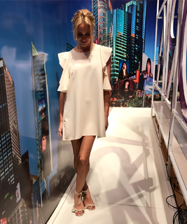 Julieta Prandi feet photo thumbnail
