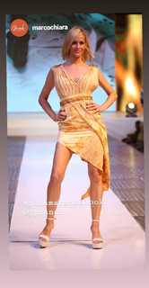 Julieta Prandi feet photo thumbnail