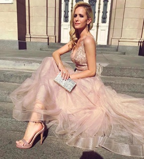 Julieta Prandi feet photo thumbnail