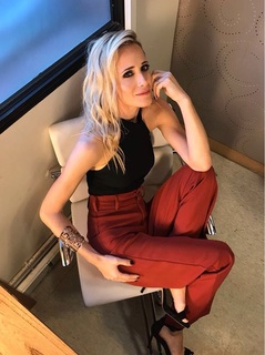 Julieta Prandi feet photo thumbnail