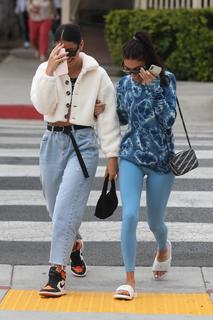 Chantel Jeffries feet photo thumbnail