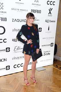 Anna Lewandowska feet photo thumbnail