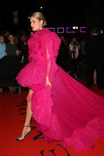 Doutzen Kroes feet photo thumbnail