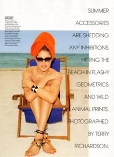 Doutzen Kroes feet photo thumbnail