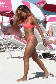 Karrueche Tran feet photo thumbnail