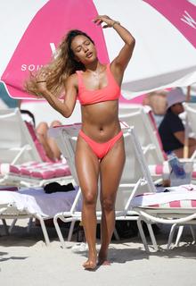 Karrueche Tran feet photo thumbnail