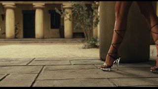 Carmen Electra feet photo thumbnail