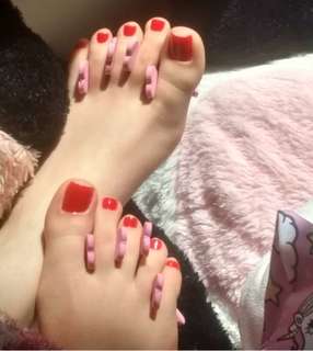 Isa Pes feet photo thumbnail