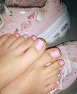 Isa Pes feet photo thumbnail