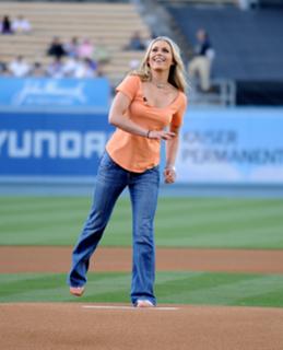 Lindsey Vonn feet photo thumbnail