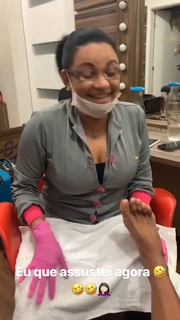 Gracyanne Barbosa feet photo thumbnail