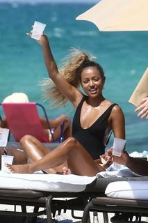 Karrueche Tran feet photo thumbnail