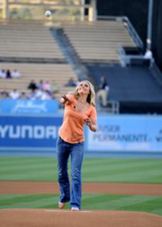 Lindsey Vonn feet photo thumbnail