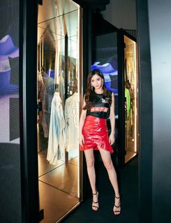 Angelababy feet photo thumbnail