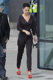 Tulisa feet photo thumbnail