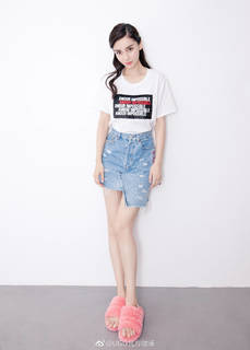 Angelababy feet photo thumbnail