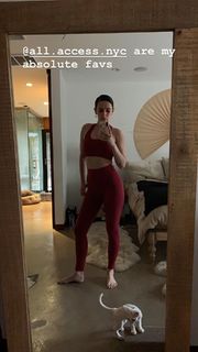 Rumer Willis feet photo thumbnail