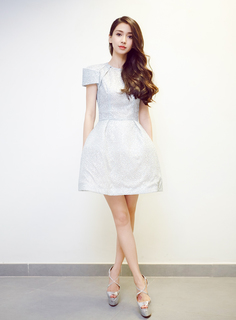 Angelababy feet photo thumbnail