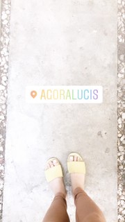Adriene Mishler feet photo thumbnail