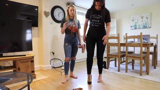Gabrielle Taylor feet photo thumbnail