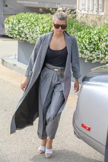 Sofia Richie feet photo thumbnail