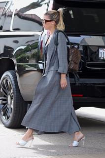 Sofia Richie feet photo thumbnail