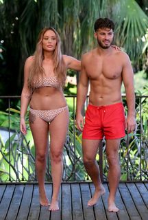 Charlotte Crosby feet photo thumbnail