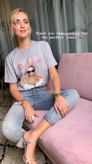 Chiara Ferragni feet photo thumbnail