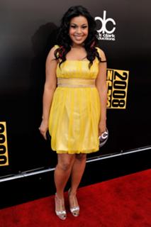 Jordin Sparks feet photo thumbnail