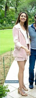 Rakul Preet Singh feet photo thumbnail