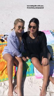 Olivia Holt feet photo thumbnail