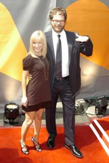 Angela Kinsey feet photo thumbnail