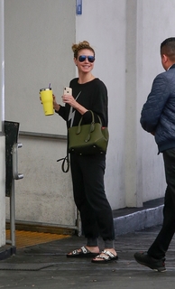 Heidi Klum feet photo thumbnail