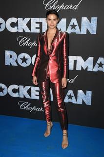 Sara Sampaio feet photo thumbnail
