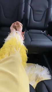 Xenia Tchoumitcheva feet photo thumbnail