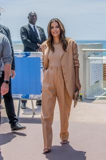 Eva Longoria feet photo thumbnail