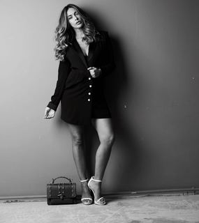 Melita Toniolo feet photo thumbnail
