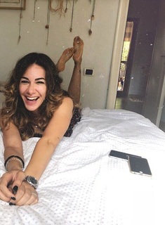 Melita Toniolo feet photo thumbnail