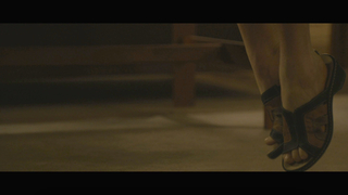 Julianne Moore feet photo thumbnail