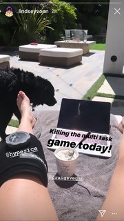 Lindsey Vonn feet photo thumbnail
