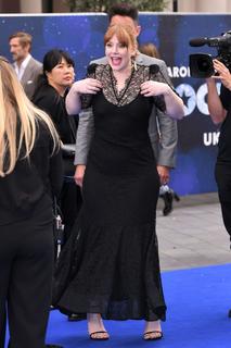 Bryce Dallas Howard feet photo thumbnail
