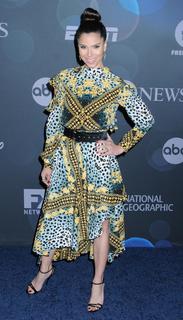 Roselyn Sanchez feet photo thumbnail
