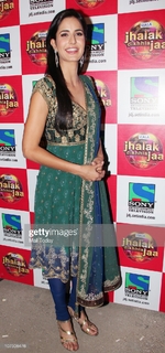 Katrina Kaif feet photo thumbnail