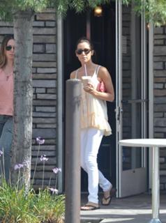 Ashley Tisdale feet photo thumbnail
