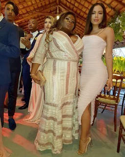 Anitta feet photo thumbnail