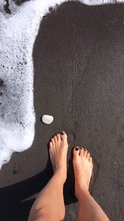 Flávia Alessandra feet photo thumbnail