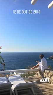 Flávia Alessandra feet photo thumbnail
