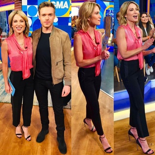 Amy Robach feet photo thumbnail